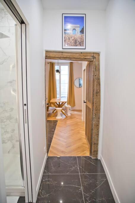 Fully Renovated Historic Apt In Heart Mouffetard Paris Exterior photo
