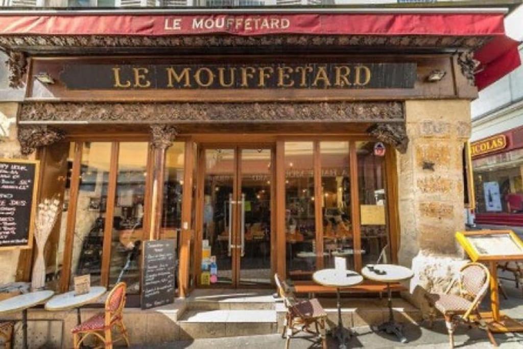 Fully Renovated Historic Apt In Heart Mouffetard Paris Exterior photo